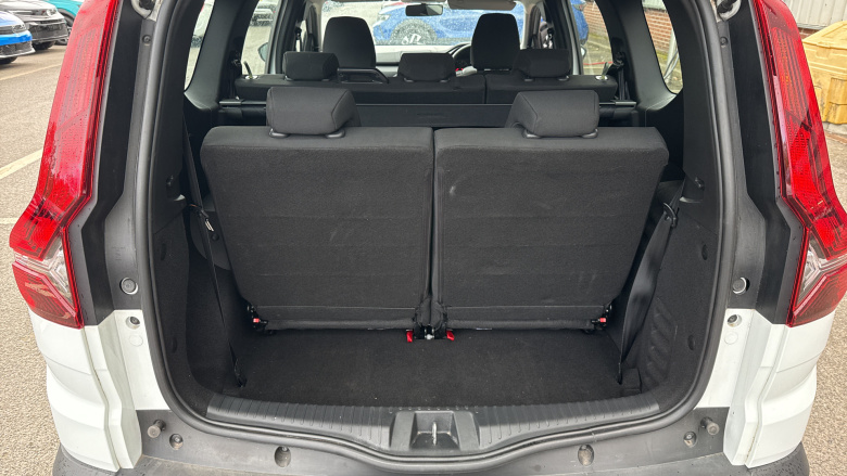 Dacia Jogger 1.0 TCe Essential 5dr Petrol Estate